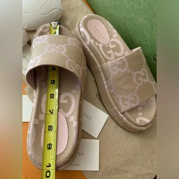 Sold✨Spanking BRAND NEW GUCCI SANDALS✨✨✨ - Picture 10 of 15